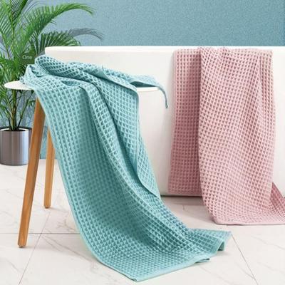 Fashion 70*140cm Cotton Waffle Bath Towel Color Soft Absorbent Wash Towels Home Cleaning Towel Honeycomb Mesh Towel Men Women Adult