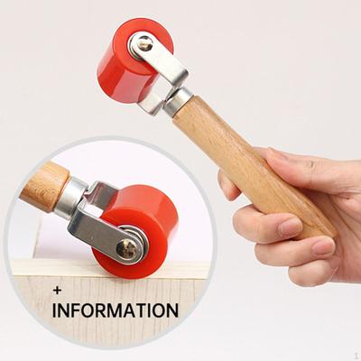 Tapetennahtroller Bauwerkzeug Komfortabler Griff Handdruckrad für Vinylfenster