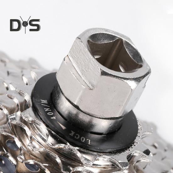 Bicycle Flywheels Remover Bike Freewheel Disassembly Tool Road Mountain Bike Repair Tool for Removing And Installing Flywheels