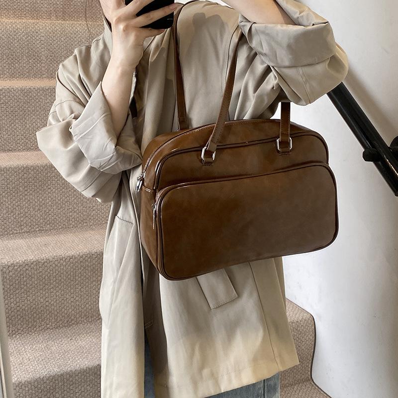 Damen Handtaschen mit großem Fassungsvermögen Herbst Winter Freizeit Reise Weinrot Schulter Retro Leder Reisetaschen