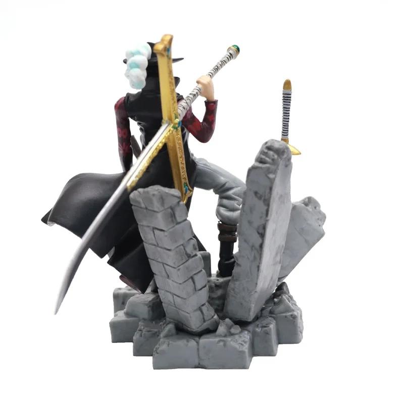 14CM One Piece Anime Figures, Dracule Mihawk, Top Decisive Battle Action Figure, PVC Toy Model,