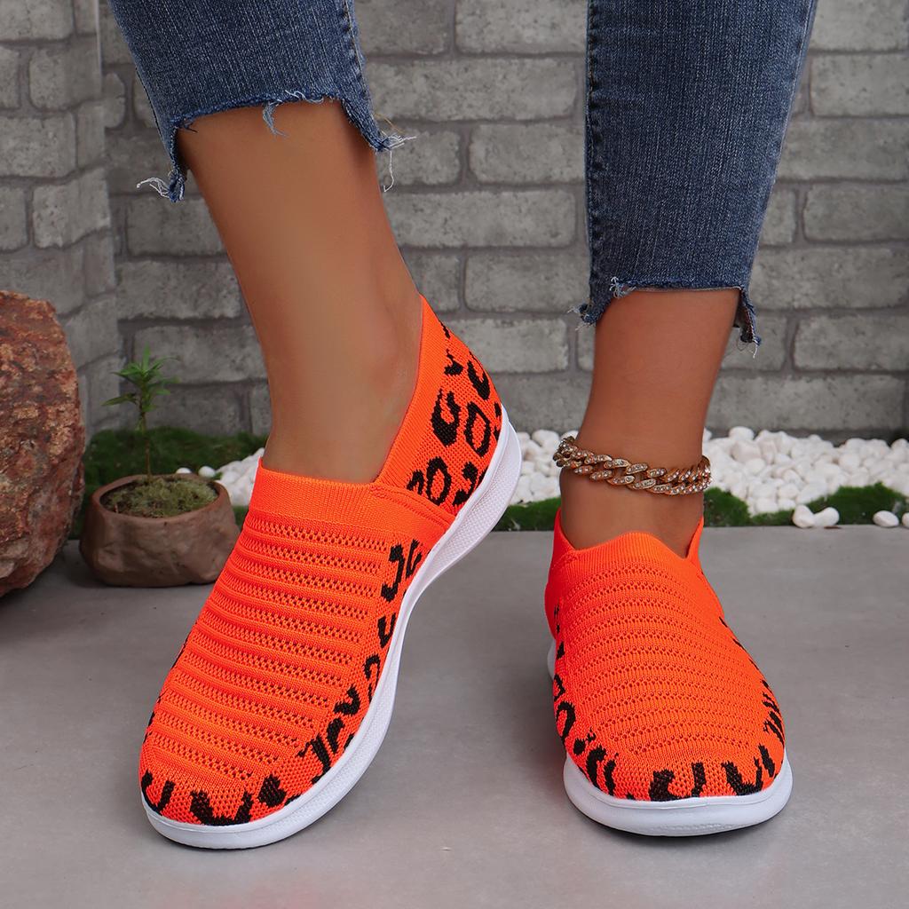 Large size single shoes women's new fly-woven sports single shoes European and American mesh breathable one-pedal lazy women's shoes