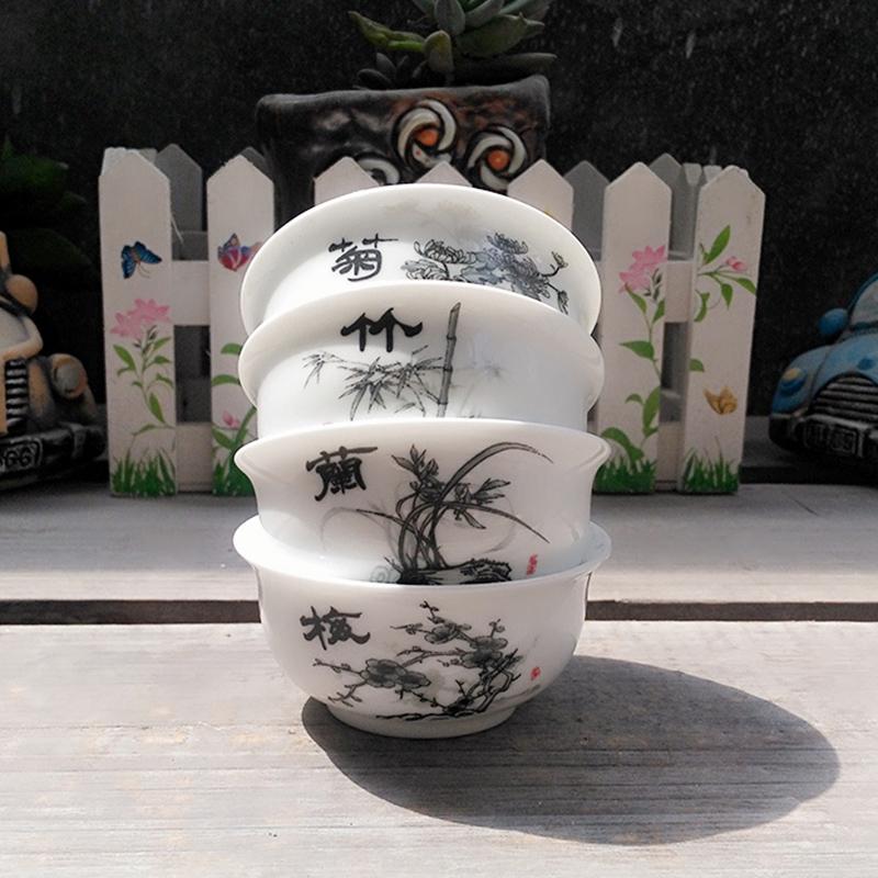 

4pcs Ceramic Plum Blossom Tea Cup Set Home Tea Cup Chinese Kung Fu Teaset Accessories High End Drinking Utensils Overglaze Color 45ml