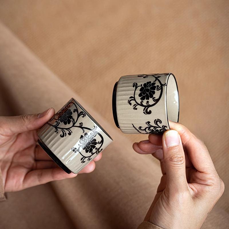 Min Ofen Gebrannte Verkostungsteetasse Retro-Stil Kleine Teetasse Ofen Grün Graue Glasur Keramik Haushalt Chinesisches Kung Fu Teeset