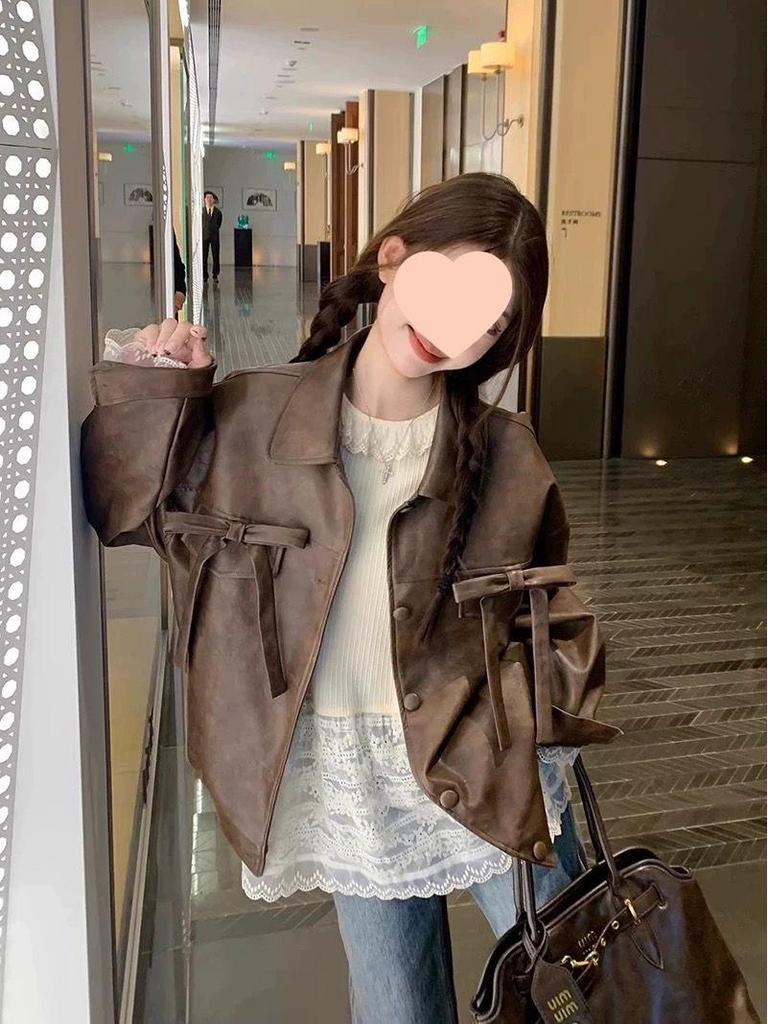 Women's Autumn Lace Base Long Sleeve Spliced Hem Shirt