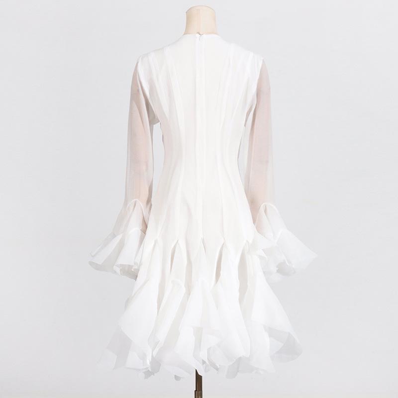 2025 Summer Women's Ruffle Design Waist-Slimming Flared Sleeve Dress