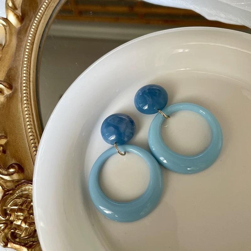 Simple temperament retro sky blue geometric large circle earrings women, new Mori circle earrings temperament earrings