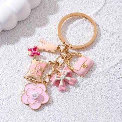 Yousheng Schlüsselanhänger-Anhänger mit Kunstperlen-Verzierung Emaille Herz Schleife Blume Charm Schlüsselanhänger Dekoratives Accessoire