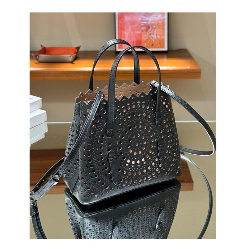Niche sunflower wave hollow laser engraved cowhide vegetable basket genuine leather women's handbag single shoulder crossbody small bag holder