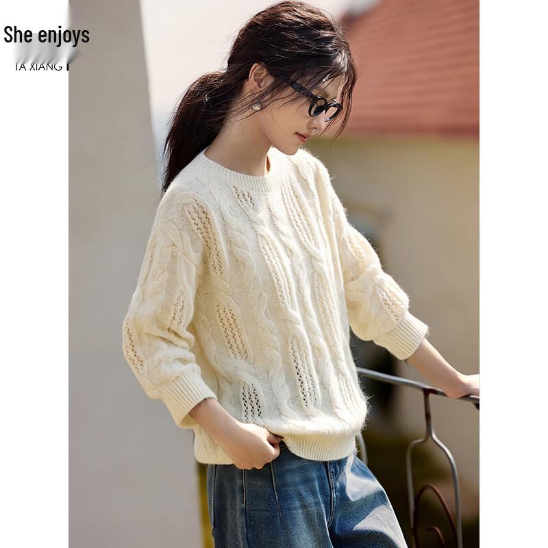 

Women s Cable Knit Sweater M