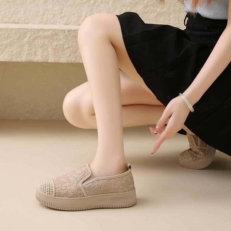 CRLAYDK Classic Women's Slip On Loafers Lace Jacquard Driving Moccasins Casual Comfort Ladies Walking Flat Breathable Shoes