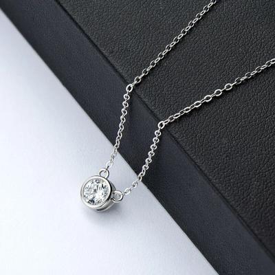 Kadınlar İçin Yeni Parıldayan GRA Sertifikalı 1CT D Renkli Moissanite Kolye S925 Gümüş Kabarcık Geçişli Elmas Test Boyun Zinciri