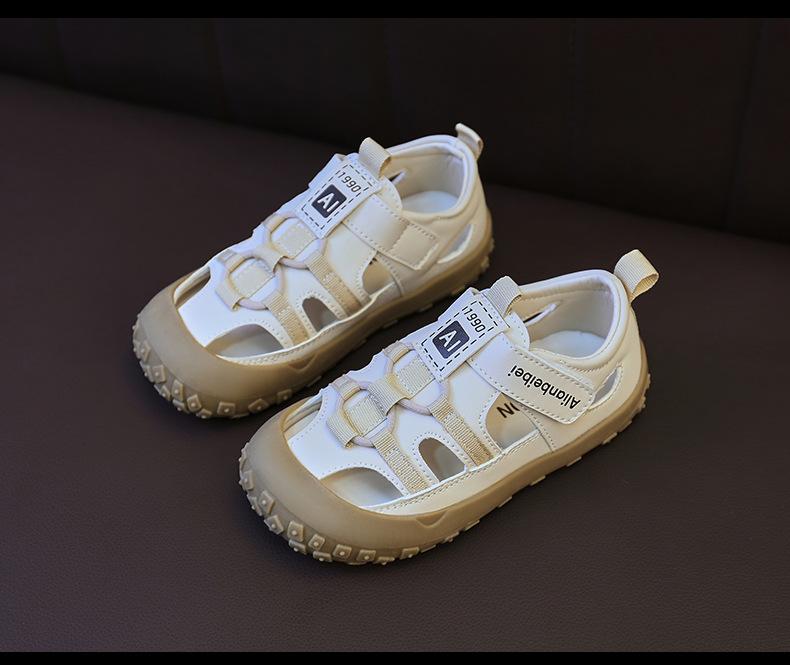 Boys Shoes Bag Head Sandals Summer New Children's Beach Shoes Girls Hollow Outdoor Children's Baby Shoes