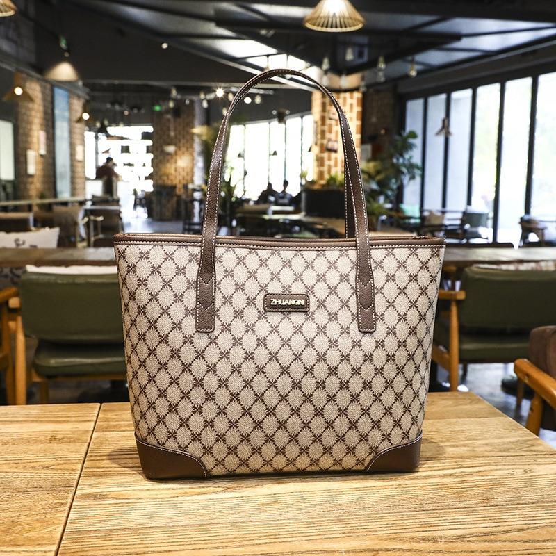 New Large-capacity Women's Bag Fashionable and Simple Diamond Tote Bag Casual Versatile Shoulder Bag Underarm Bag