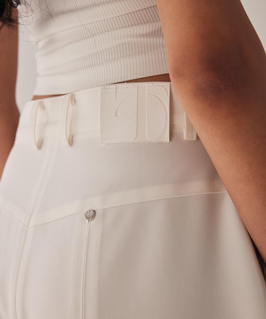 Teulimingbeodeu Rivet Slit Trouser [ White ]