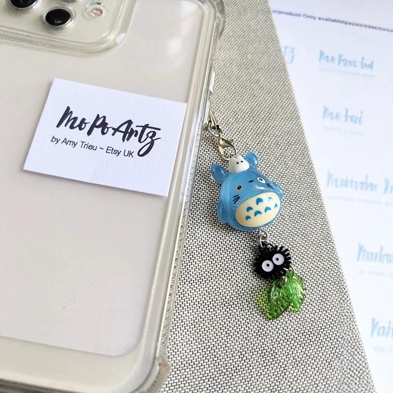 Kawaii Cartoon Phone Charm Cute Resin Keychain Anime Mobile Phone Charm Creative Backpack Decoration Accessories Gifts