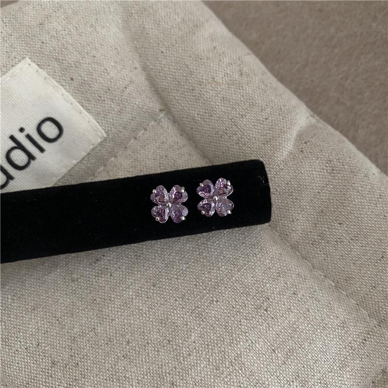 Korean Style Zirconia Flower Stud Earrings - Exquisite, Versatile, High-End Jewelry for Women