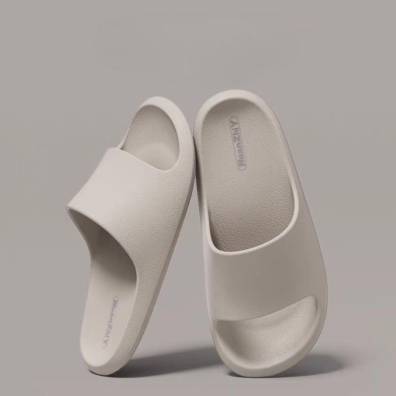 Sandals Male Eva Leather Grain Step On Shit Feeling Female Home with Non-slip Bathroom Smelly Feet Home Indoor Summer Bath 2025