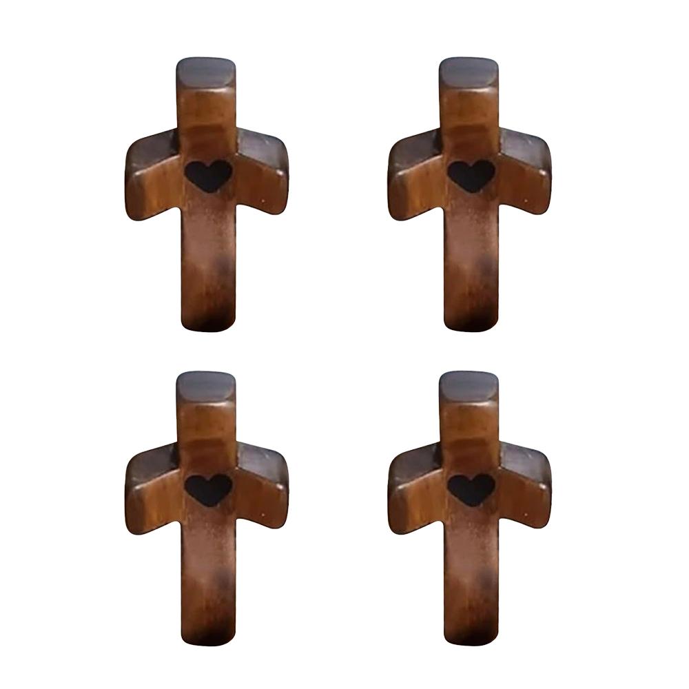 Cross My Heart Presente de encorajamento Cruz de madeira portátil com coração epóxi para carregar no bolso Suporte emocional
