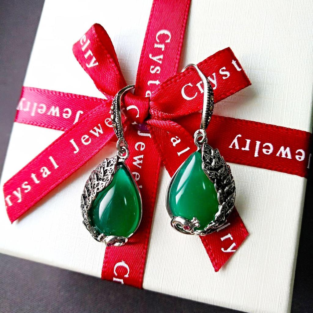Retro Green Tourmaline Earrings: European & Korean Inspired Fashion Pendant Jewelry