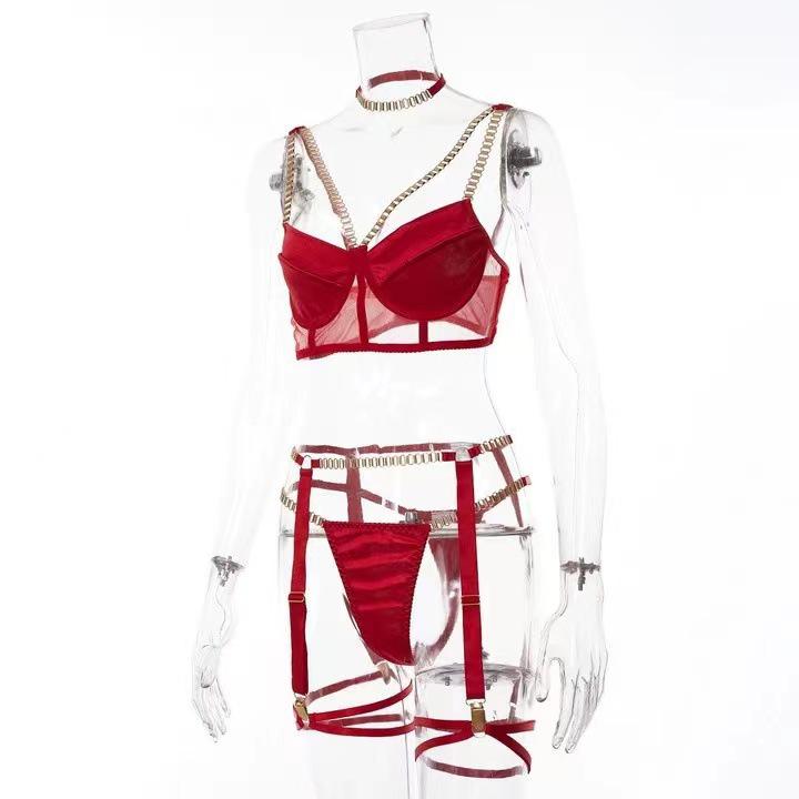 2023 European & American Sexy Lingerie with Metal Chain Three-Piece Set