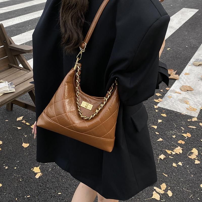 Nischendesign Tasche Damen neue vielseitige Retro Umhängetasche Diamantkette einzelne Schulter Knödeltasche