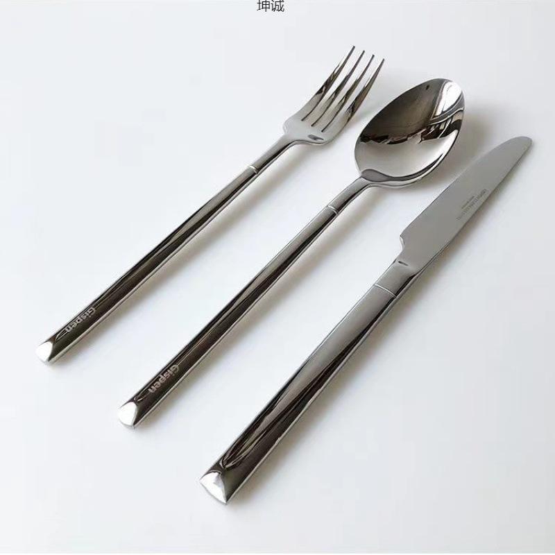 Western food knives, forks and spoons set Excellent stainless steel three-piece set Household steak tableware knives and forks ins