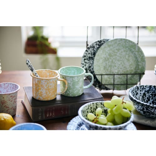 CROW CANYON HOME Mug, Break-Resistant, Lightweight, Enamel, Dishwasher-Safe, Stylish, Cute, Founded In 1977, Yellow, 345ml