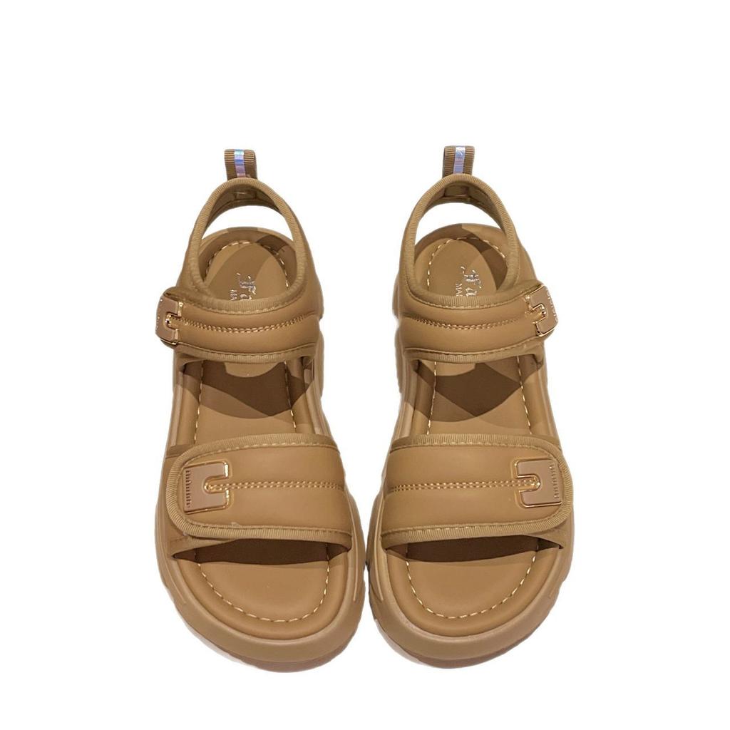 Thick-soled shit-stepping sandals women's 2025 summer new versatile Velcro outer wear non-slip Roman beach muffin shoes