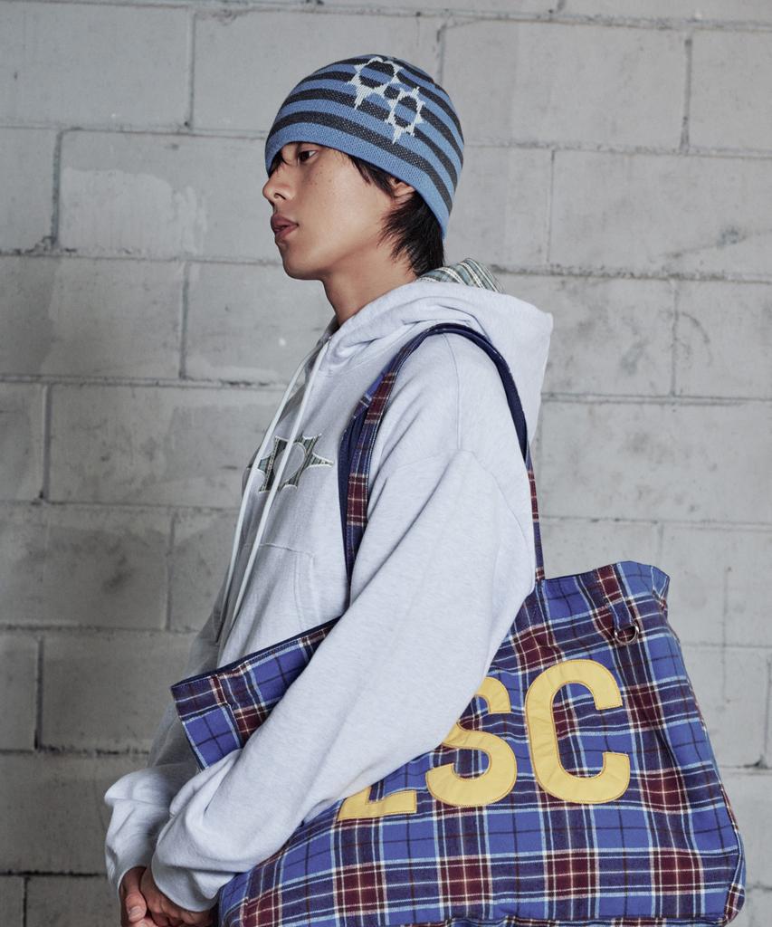 Lujeoseukeulleob Symbol Logo Striped Beanie Sky Blue