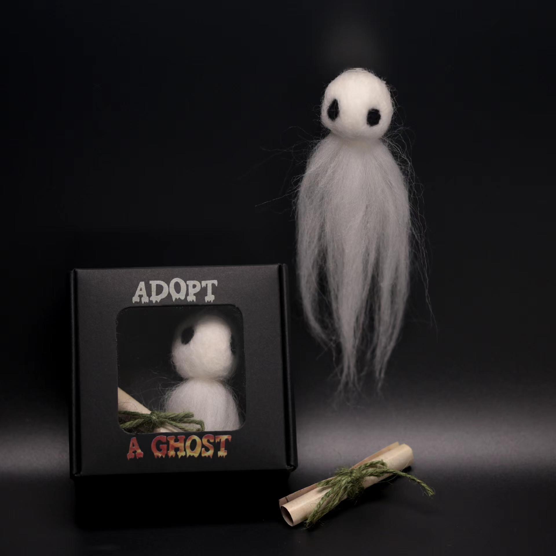 

Creative Halloween & Christmas Ghost Adoption Gift Set - Fun Plush Ghost Doll Cute Spooky Toy for Kids & Adults 7.6 cm7.6cm 4cm