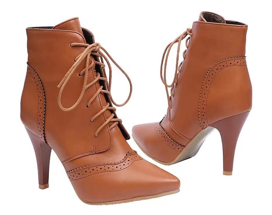 Nové evropské a americké módní všestranné retro duté hořící květinové přední šněrovací dámské kotníkové boty na vysokém podpatku