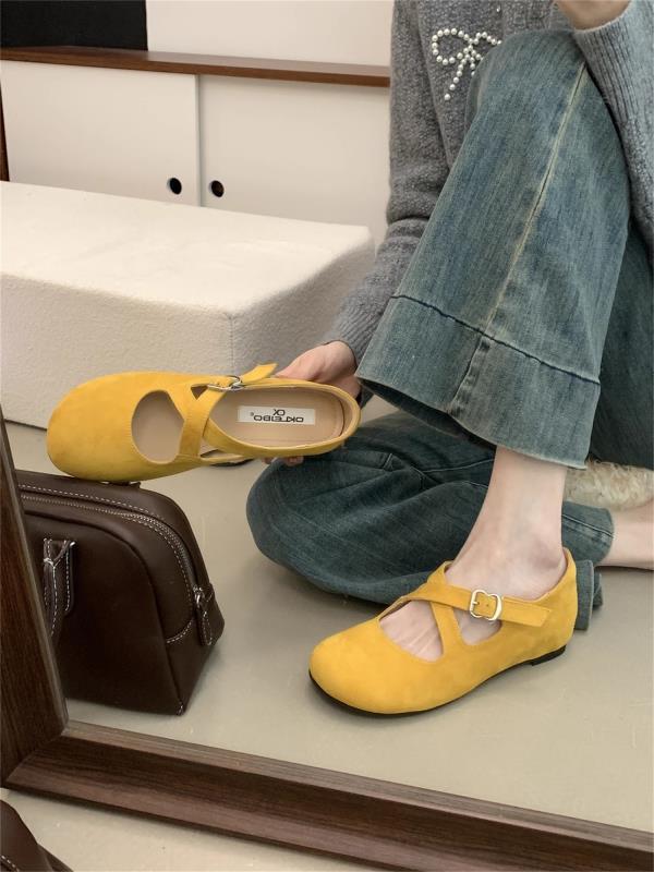 Fashion Cross Women's Shoes Clogs Platform Casual Female Sneakers Round Toe Increas Height Flats Modis Pink Creepers Dress 2025 New