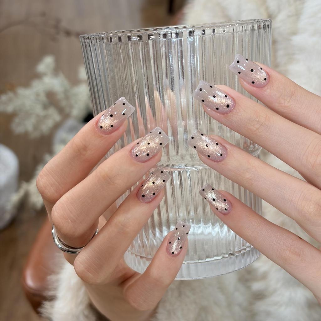 Flower Principal Damp Cat Eye Gel: Versatile Viral White Porcelain Glass Beads for Nail Whitening