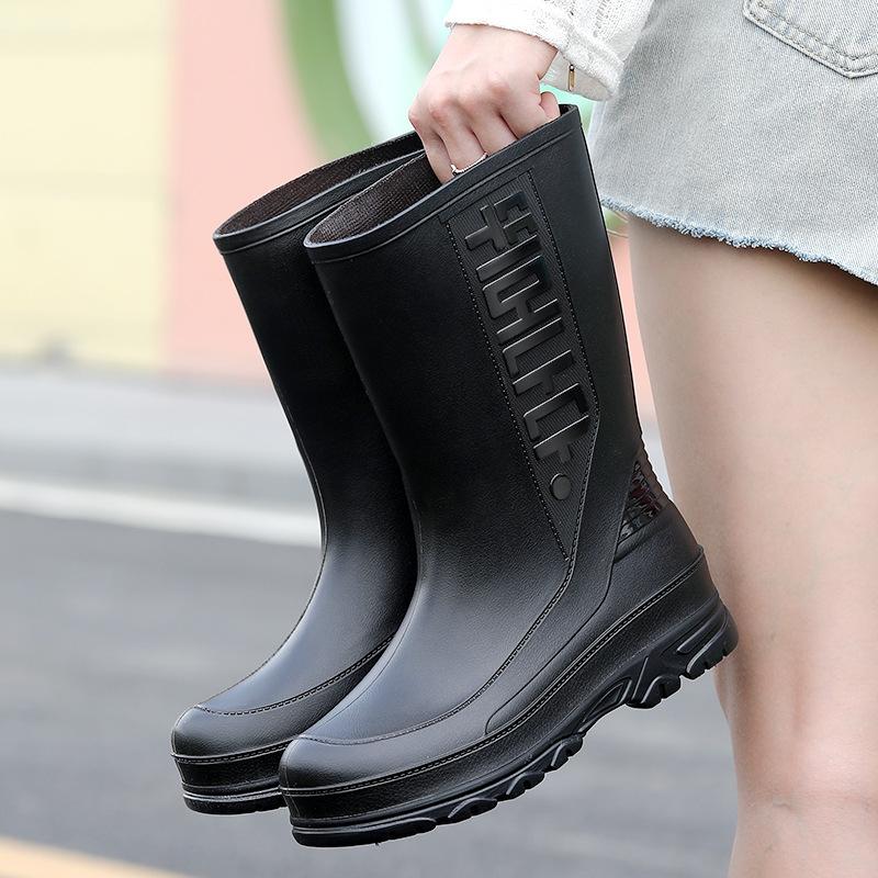 Winter Warm Women's Rain Shoes Urban Middle Tube Trend Women's Water Shoes Rainy Day Mother Waterproof Boots Rubber Shoes Rain Boots