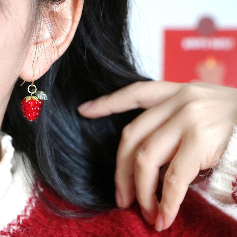 Red Raspberry Drop Earrings Cute Fruit Inspired Jewelry for Daily Wear and Gifting A Sweet Pair Suitable for Ladies