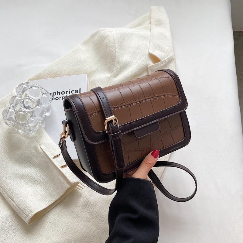 

Модные летние сумки 2024 года для женщин — стильные сумки-мессенджеры и небольшие квадратные сумки коричневый