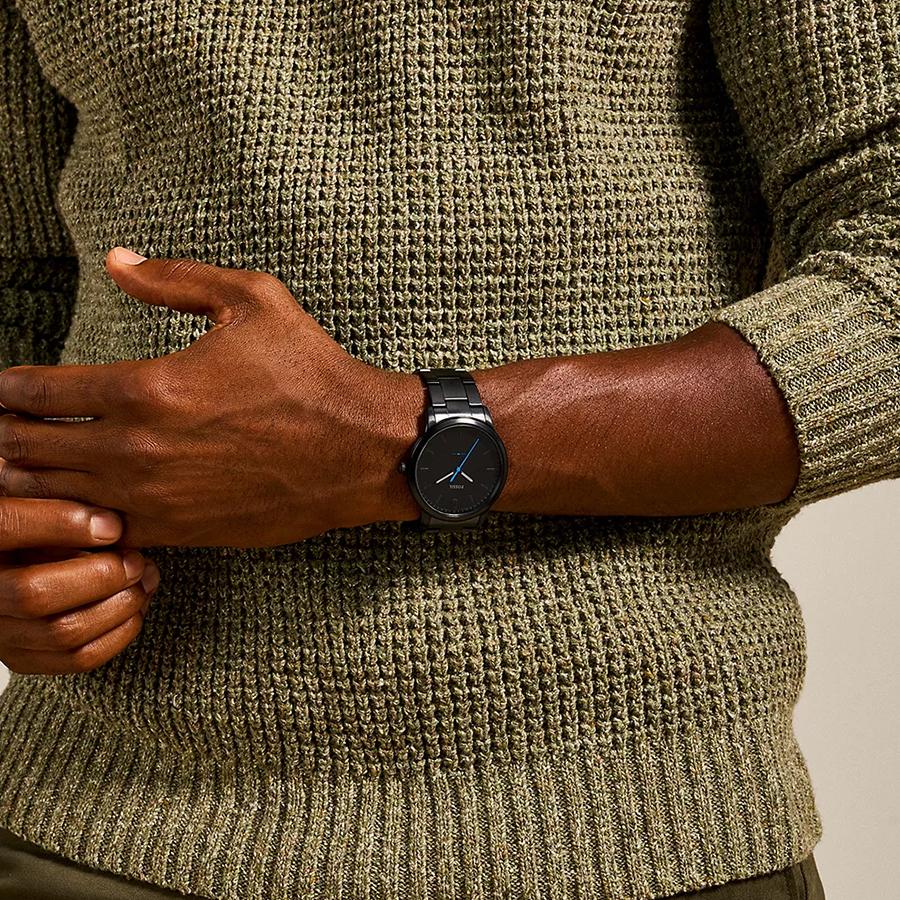 Fossil Men's Minimalist Quartz Watch - Black Dial, Stainless Steel Strap, Business Casual FS5308