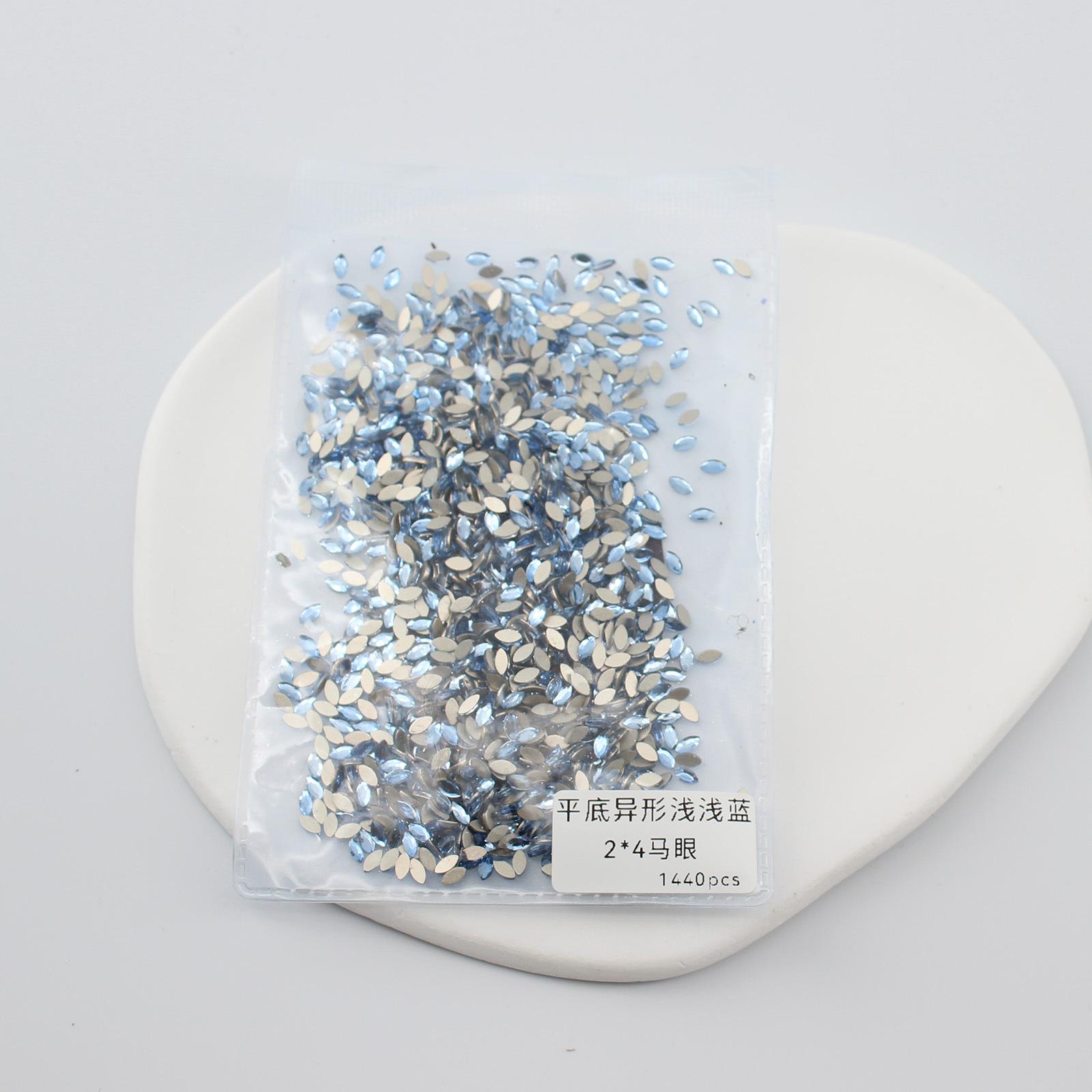 

Целый набор из 1440 украшений для нейл-арта, элегантные синие бриллианты особой формы с плоским дном, бриллианты в форме мини-капли воды. 1440 pcs