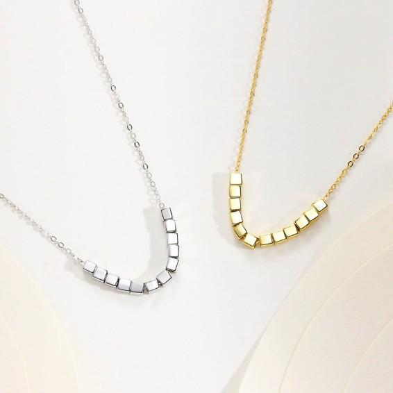 S925 Sterling Silver Gold Square Necklace: Minimalist Sugar Cube Clavicle Chain for Women, Light Luxury Design for Spring/Summer