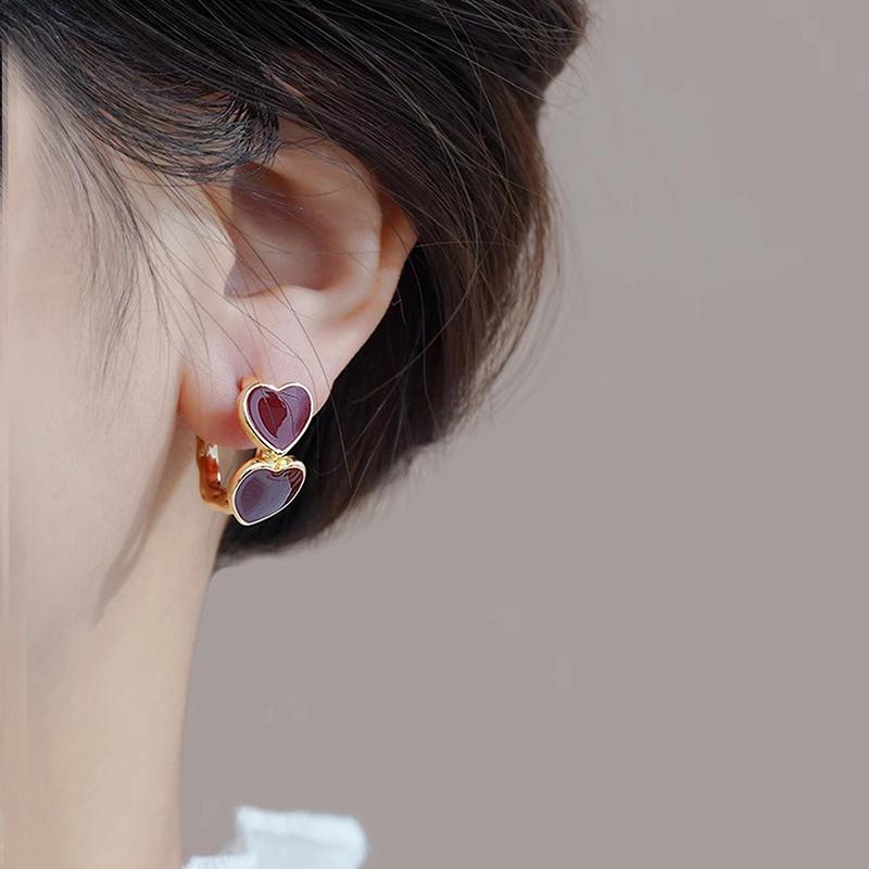 Boucles d'oreilles clous en forme de C 'Dripping love' style rétro de Hong Kong tempérament niche polyvalentes boucles d'oreilles luxe léger femmes