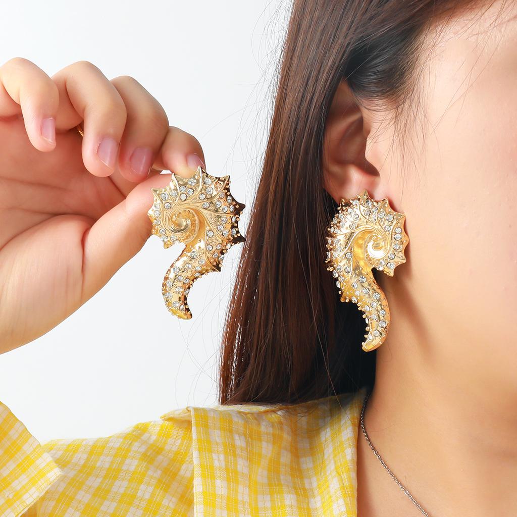 Bohemian Style Natural Beach Ocean Vacation Earrings with Conch and Full Diamonds, Women's Exaggerated Personality Earrings
