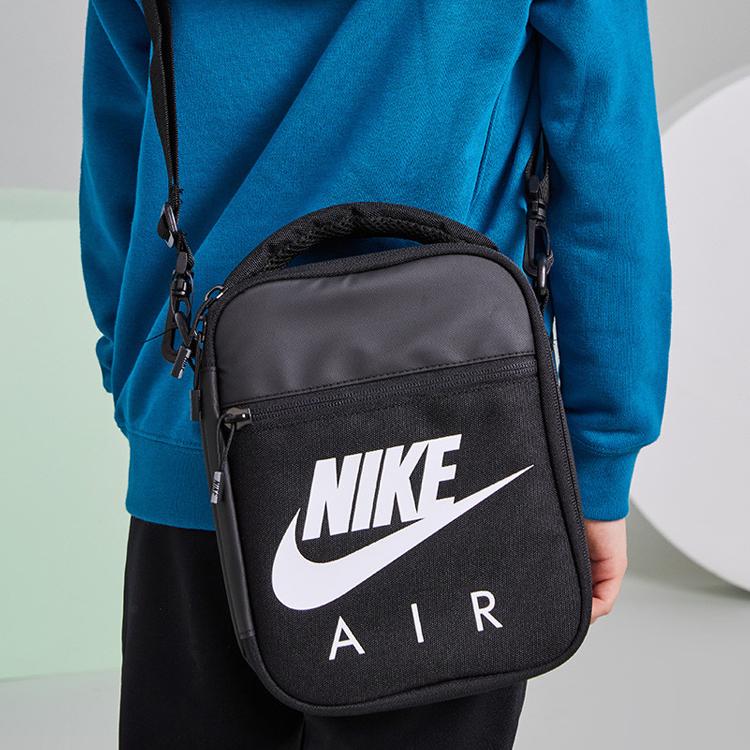 New Nike Polyester Shoulder Bag, Crossbody Bag Regular Unisex Pure Black NY2033035GS-001