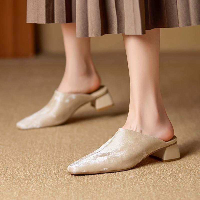 Fashion Women's New Spring and Summer Square Head Leather Retro Cow Leather Large Size Simple and Comfortable Baotou Muller Slippers
