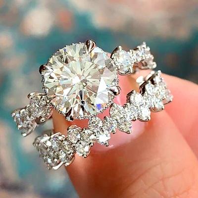 Splendido Set di Anelli da Fidanzamento e Matrimonio da Donna, Gioielli in Zirconia Cubica Brillante, Alta Qualità, Nuziale, Festa di Matrimonio, Set di 2 Anelli