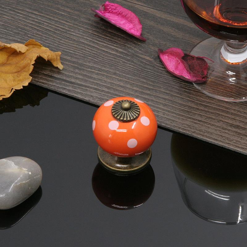 Retro Wardrobe Round Single Hole European Cabinet Furniture Cartoon Zinc Alloy Pumpkin Ceramic Handle Ladybug Drawer Handle
