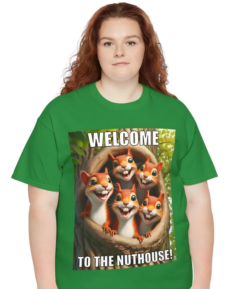 

WELCOME TO THE NUTHOUSE! T-Shirt Humor Animals Squirell Nature forest L