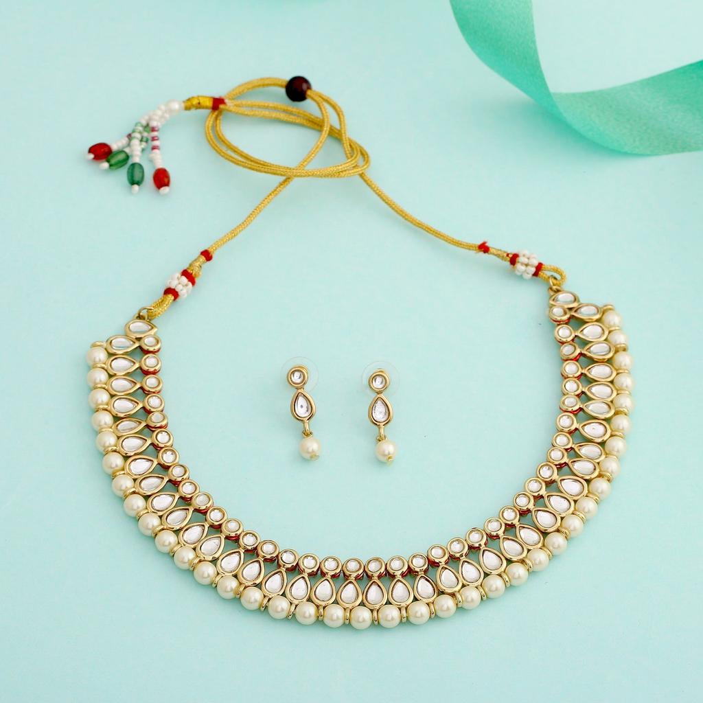 Estele Schmuckset mit vergoldeter Kundan- und Perlenkette für Damen/Mädchen