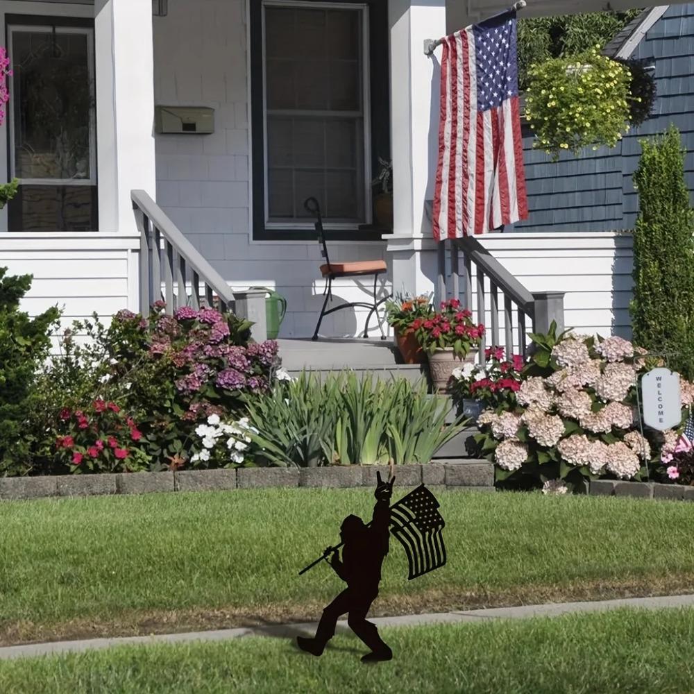 Add a Touch of Americana to Your Garden with 1pc Sasquatch Yard Art Silhouette – Ideal for Garden Party Décor and Outdoor Spaces