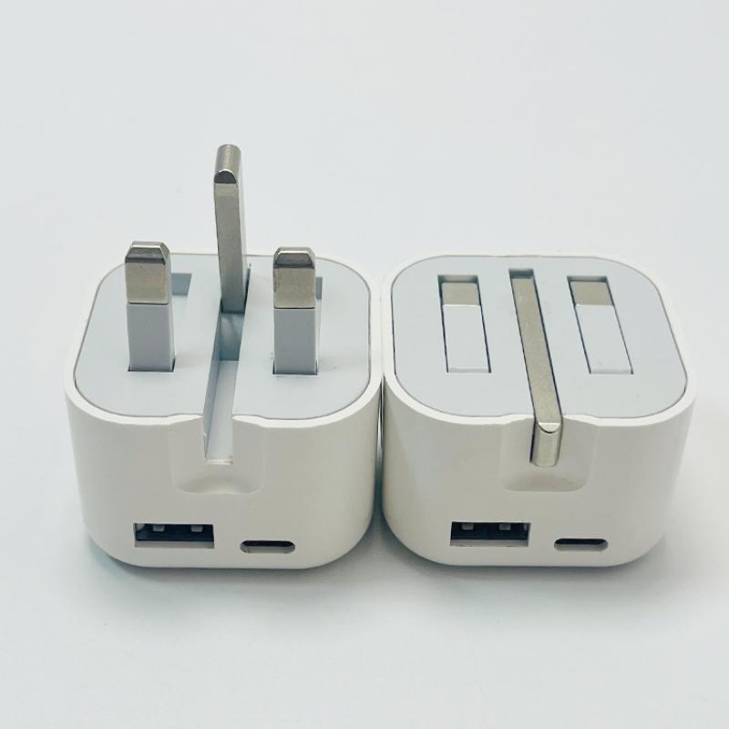 1Pcs For Phone 13 14 15 16 S24 S23 Super Fast Quick Charging 20W 35W UK GB AC Home Travel USB C Charger